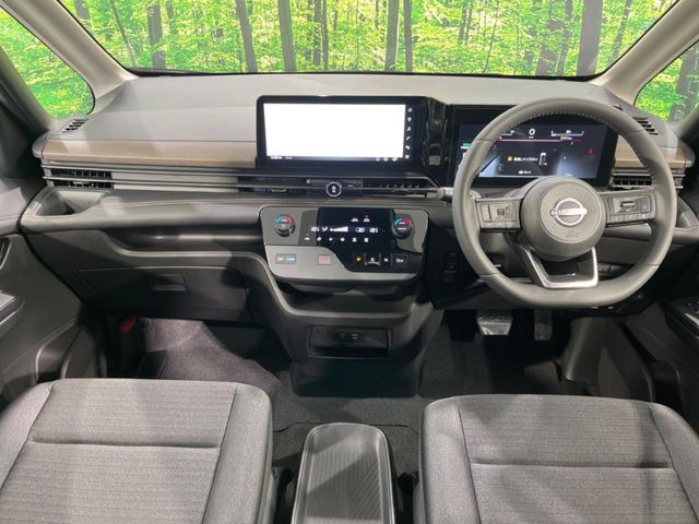 セレナ1.4 e-POWER ハイウェイスターV