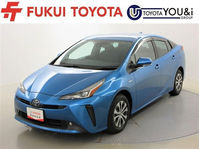 プリウス1.8 A E-Four 4WD