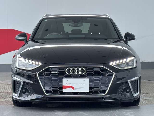 A4アバント45 TFSI クワトロ Sライン 4WD
