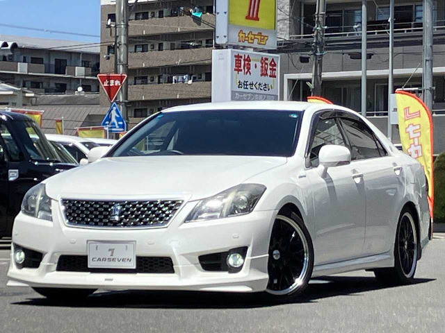 クラウンアスリート