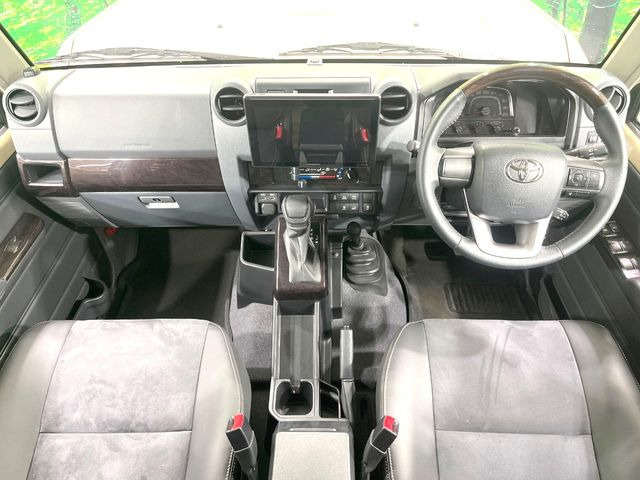 ランドクルーザー702.8 AX ディーゼル 4WD
