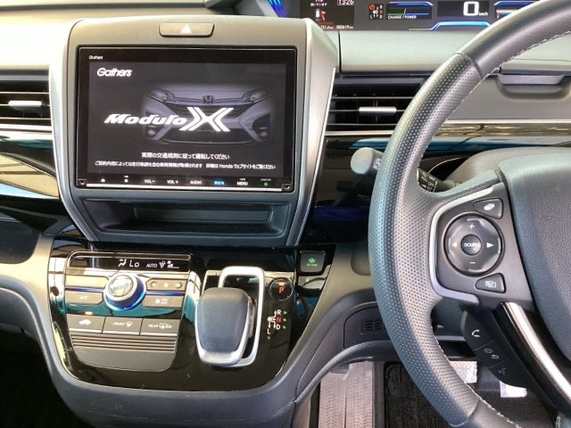 フリード1.5 ハイブリッド モデューロX ホンダセンシング