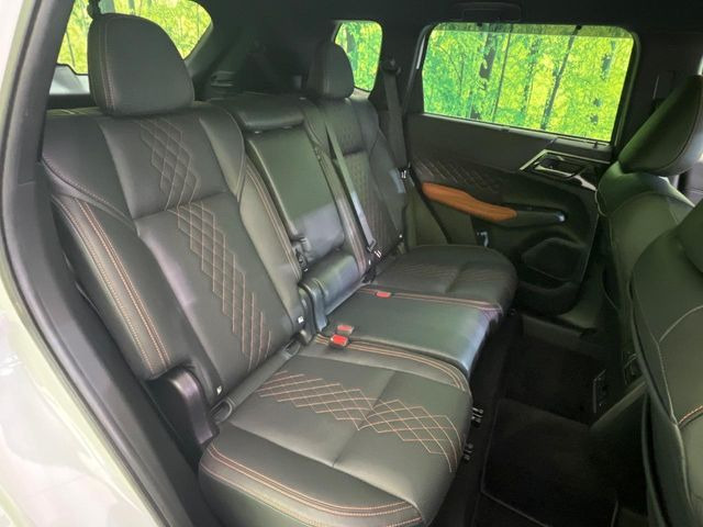 3��ڃV�[�g�͂�������ԗǍD����l�ł��������ƍ����Ē����܂��̂ŁA��l���ł̂��o���������N���N�ł��􂲉Ƒ��ŁA�C�̒m�ꂽ���ԂŁA�h���C�u�ɍs���̂��y���݂ł��ˁ�