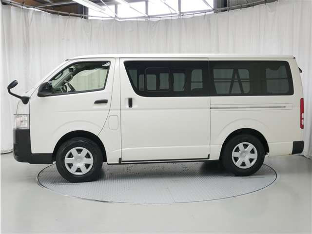 レジアスエース2.8 DX ロング ディーゼル 4WD