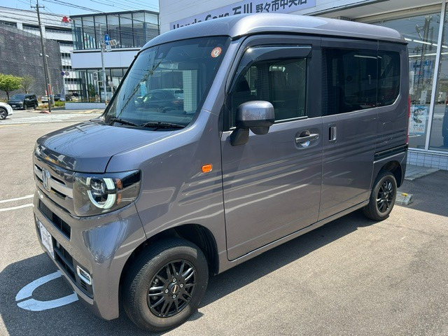 N-VAN+スタイル ファン 4WD