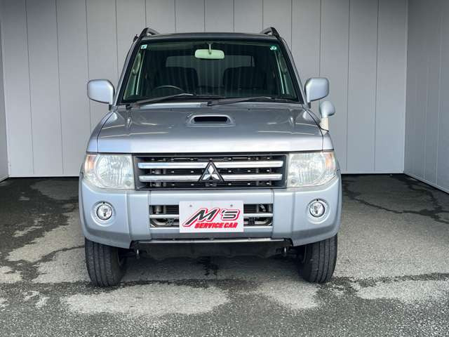 パジェロミニエクシード 4WD