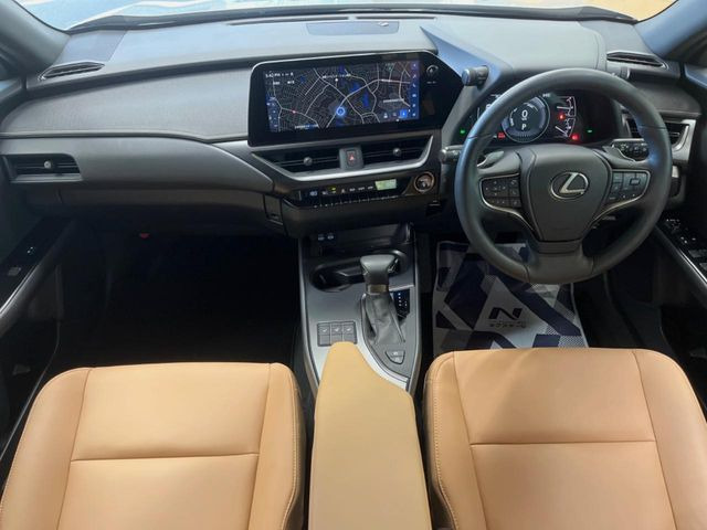 UX250h バージョンC
