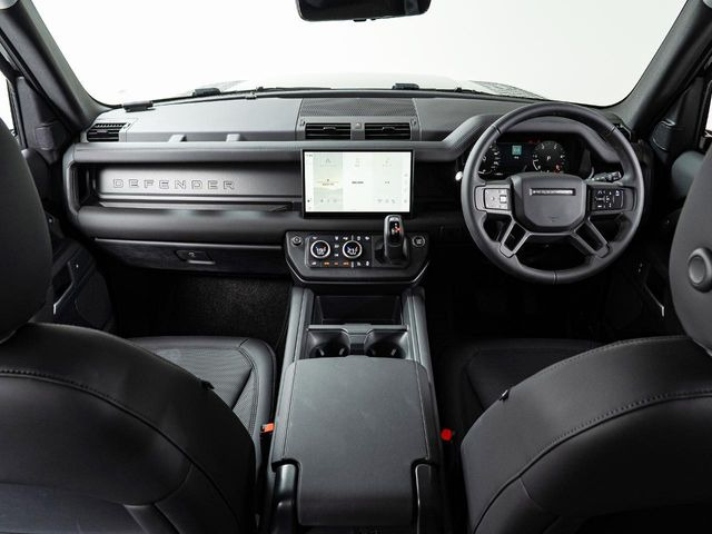 ディフェンダー110 S 3.0L D350 ディーゼル 4WD