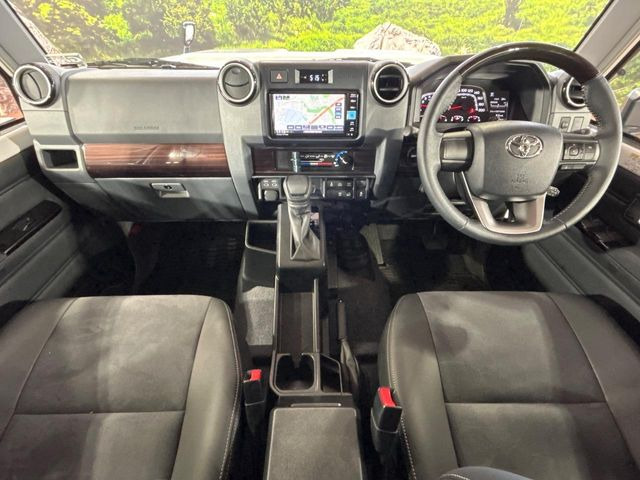 ランドクルーザー702.8 AX ディーゼル 4WD