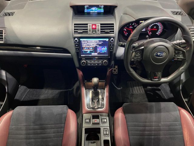 WRXS4 2.0 STI スポーツ アイサイト 4WD