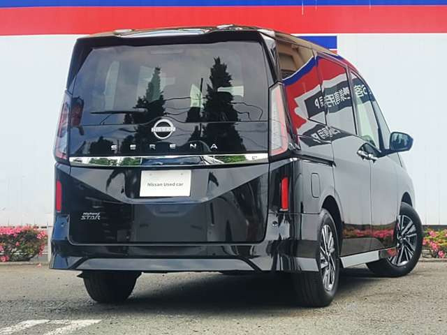 セレナ2.0 ハイウェイスターV