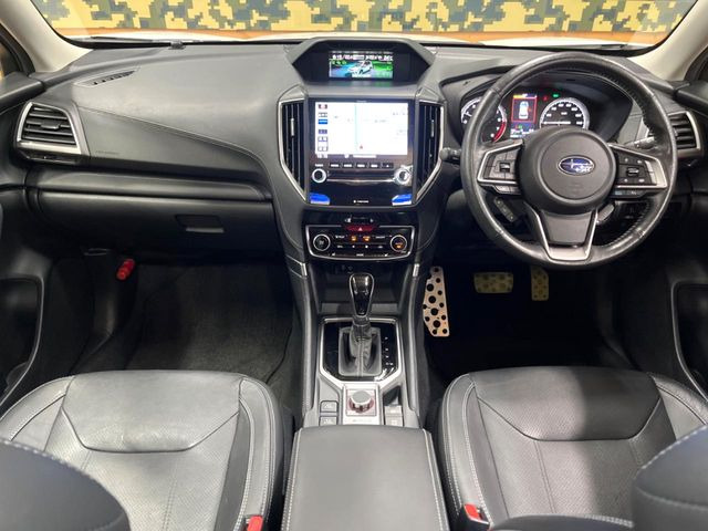 フォレスター2.0 アドバンス 4WD