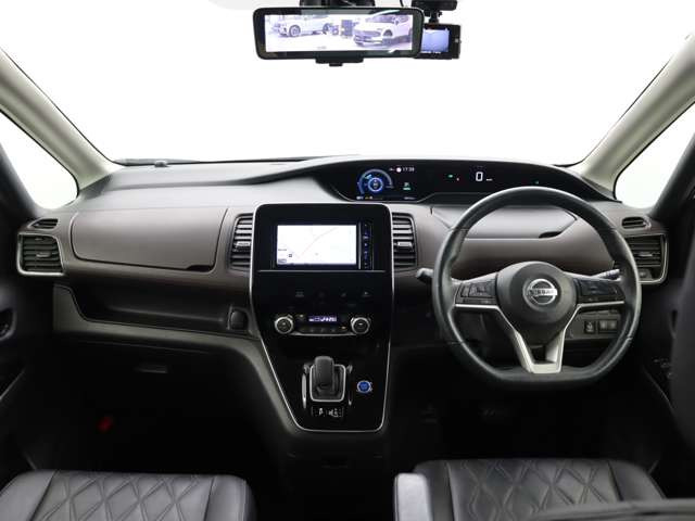 セレナ1.2 e-POWER ハイウェイスターG