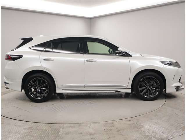 ハリアー2.0 ターボ プレミアム 4WD