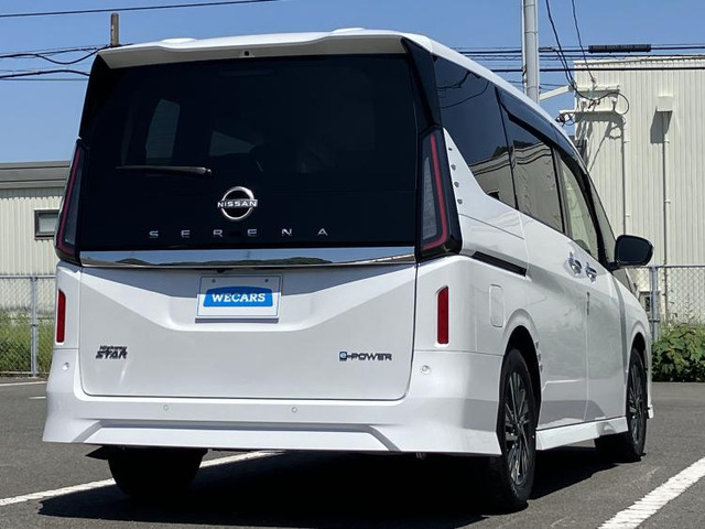 セレナ1.4 e-POWER ハイウェイスターV