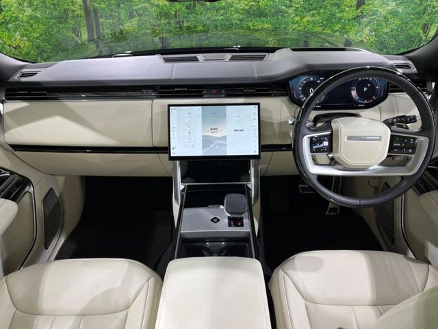 レンジローバーオートバイオグラフィ 3.0L D300 スタンダードホイールベース ディーゼル 4WD