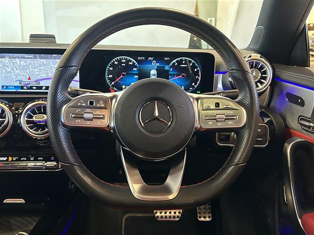 CLAシューティングブレークCLA250 4マチック AMGライン 4WD