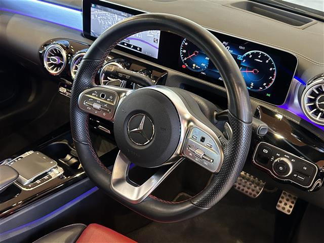CLAシューティングブレークCLA250 4マチック AMGライン 4WD