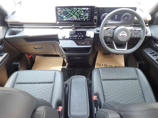 セレナ1.4 e-POWER ハイウェイスターV