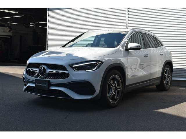 GLAクラスGLA200d 4マチック AMGライン 4WD
