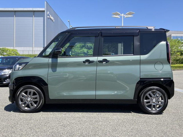 デリカミニG プレミアム 4WD