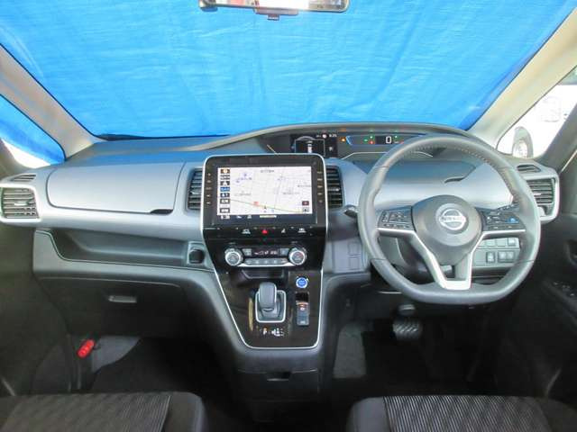 セレナ1.2 e-POWER ハイウェイスターV