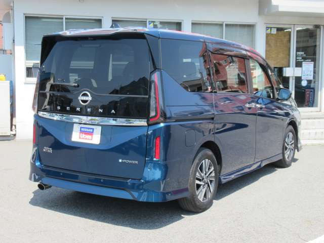 セレナ1.4 e-POWER ハイウェイスターV