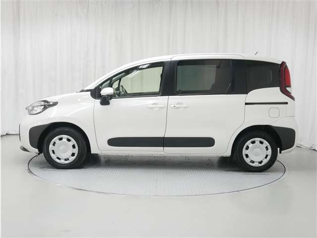 シエンタハイブリッド 1.5 G E-Four 4WD