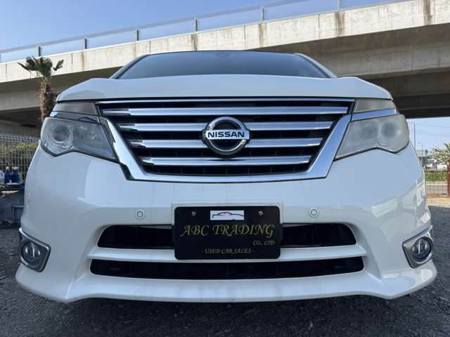 セレナ2.0 ハイウェイスター S-HYBRID チェアキャブスロープ車いす1名サード仕様
