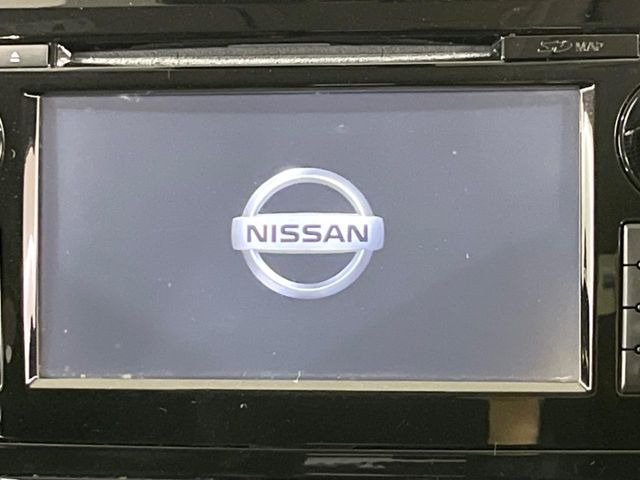 エクストレイル2.0 20Xt エマージェンシーブレーキパッケージ