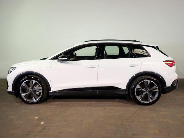 Q4 e-tron45 Sライン