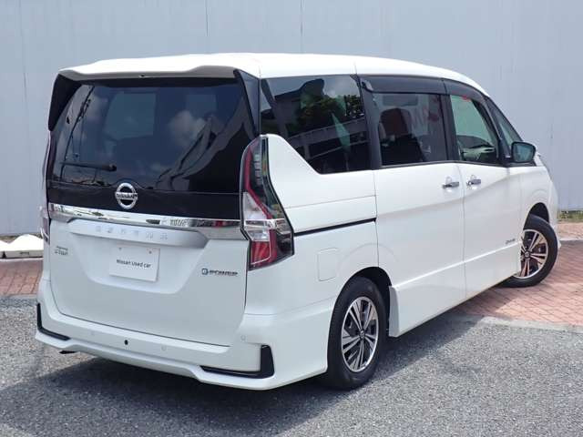 セレナ1.2 e-POWER ハイウェイスターV