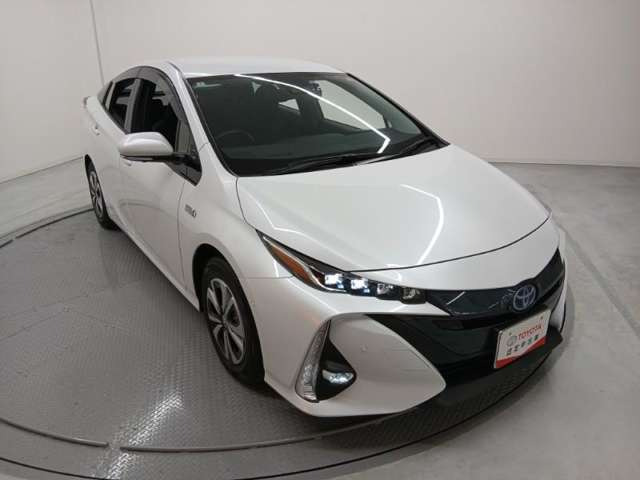 プリウスPHV1.8 A