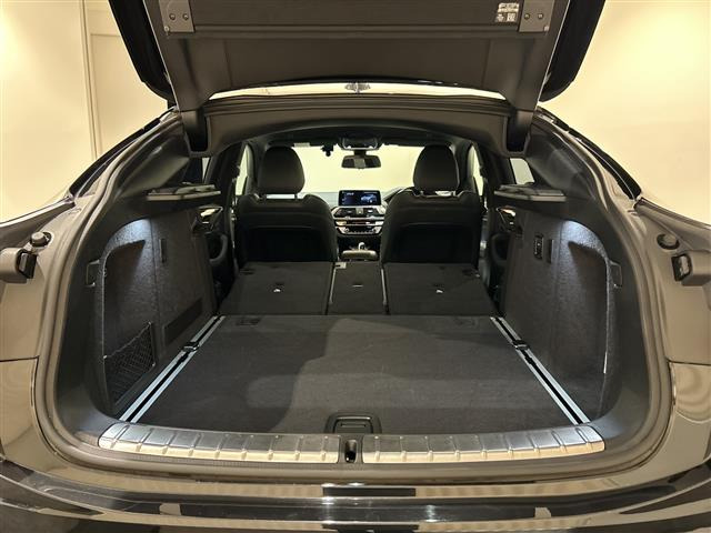X4xドライブ30i Mスポーツ 4WD