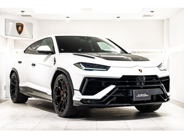 ウルスペルフォルマンテ 4WD