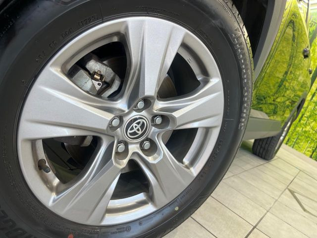 �y����17�C���`�A���~�z�C�[���z�O�ςɃ}�b�`���������A���~�z�C�[���𑕒����Ă���܂��B�e��ЊO�A���~�z�C�[����A�X�^�b�h���X�^�C�����戵�����Ă���܂��B���񂲑��k����������
