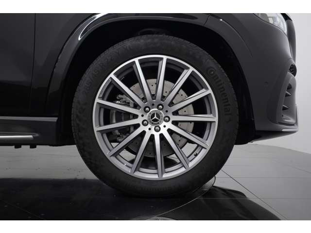 ����22�C���`AMG�A���~�z�C�[���𑕒��B�}���`�X�|�[�N�̃f�U�C�����㎿���������o���A��������Y�����������{�f�B�S�̘̂Ȃ܂�������w�������߂Ă���܂��B