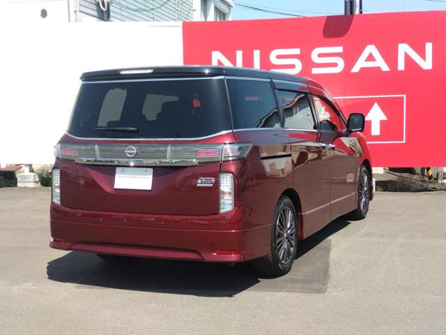 エルグランド2.5 250ハイウェイスターS アーバンクロム 4WD
