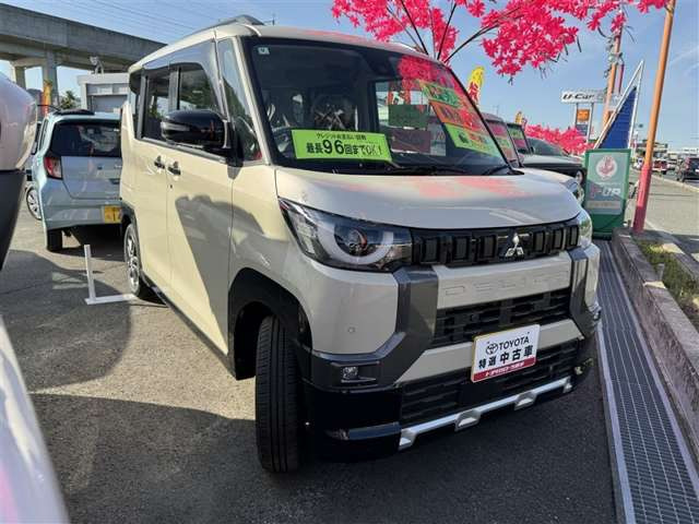 デリカミニT プレミアム 4WD