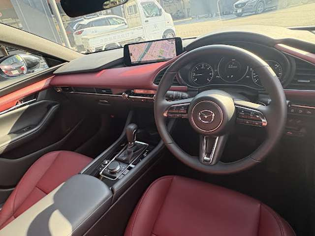 MAZDA3ファストバック1.8 XD ドライブ エディション