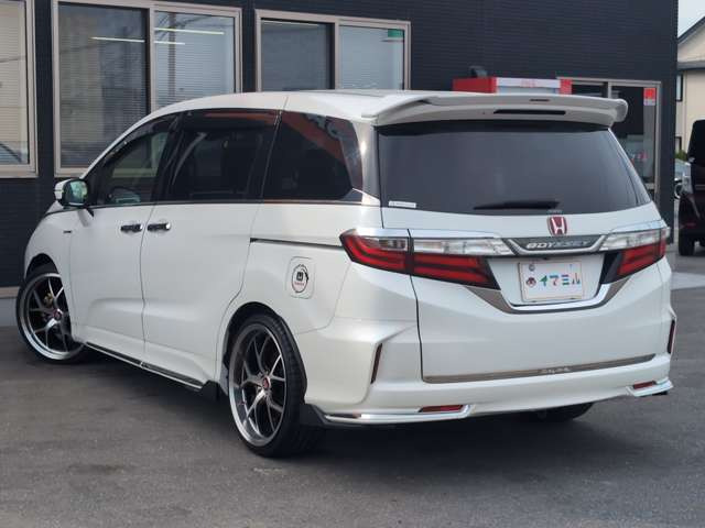 オデッセイ2.4 アブソルート 4WD