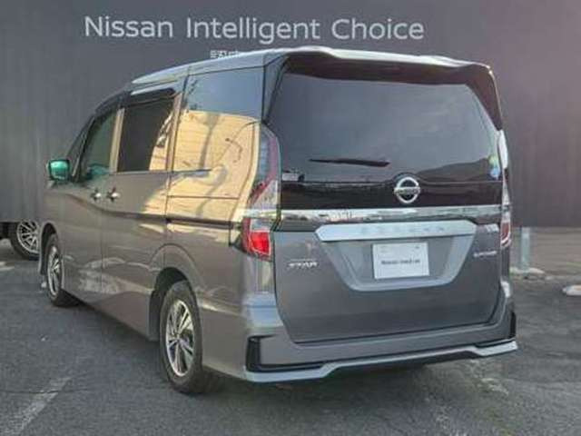 セレナ1.2 e-POWER ハイウェイスターV