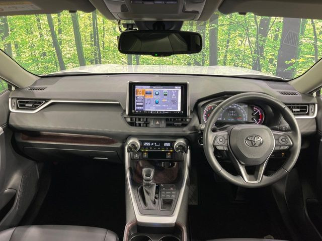 RAV42.0 G 4WD