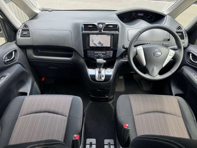 セレナ2.0 ハイウェイスター Vセレクション+Safety S-HYBRID