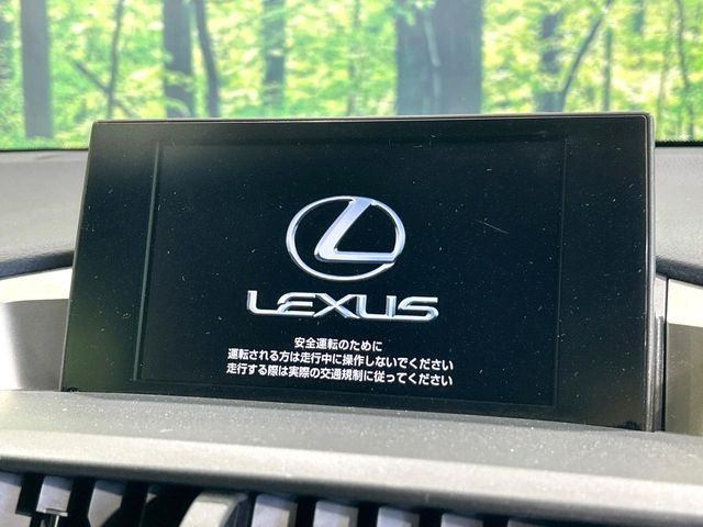 NX200t Fスポーツ