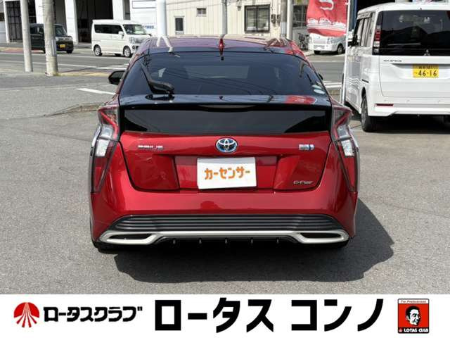 プリウス1.8 S ツーリングセレクション E-Four 4WD