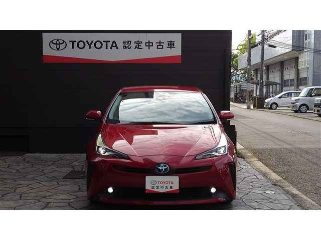 プリウス1.8 S
