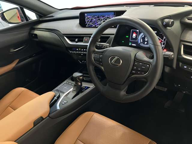UX250h バージョンL 4WD
