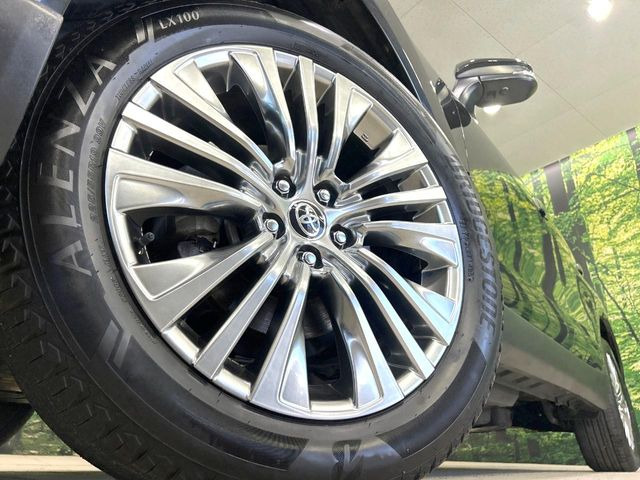 �y����19�C���`�A���~�z�C�[���z�O�ςɃ}�b�`���������A���~�z�C�[���𑕒����Ă���܂��B�e��ЊO�A���~�z�C�[����A�X�^�b�h���X�^�C�����戵�����Ă���܂��B���񂲑��k����������