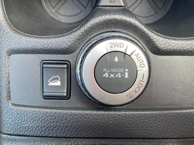 エクストレイル2.0 20Xi 4WD